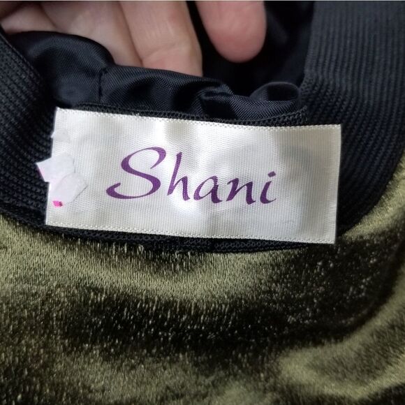 Shani bucket hat carpet bag look one size fits most elastic inside